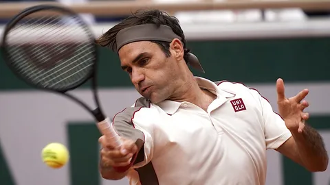 ชมคลิป “เฟเดเรอร์” ต้อนคู่แข่ง 3-0 เซต ล่าแชมป์เฟรนช์ โอเพ่น สมัย 2