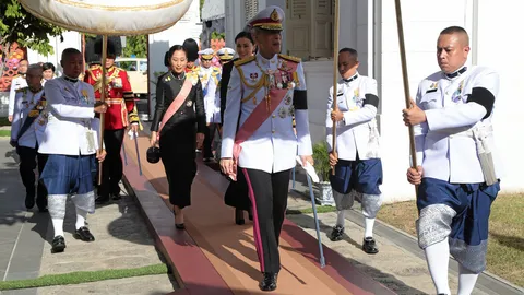 ร.10 เสด็จฯ พร้อมพระราชินี บําเพ็ญราชกุศล 7วันป๋าเปรม