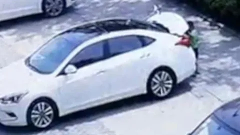 พ่อแทบขาดใจ ลูกชาย7ขวบ ดับสลดในกระโปรงหลังรถ คลิปเผยนาทีก่อนจบชีวิต