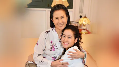 "ดวงดาว" แฟนคลับ "โบว์" ยกเป็นขวัญใจใน "มนตร์กาลบันดาลรัก"