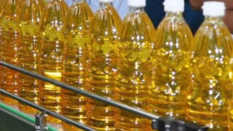 ฮึ่มเชือด จี้ห้าง เลิกทำโปรโมชั่น ขายน้ำมันปาล์มราคาถูก