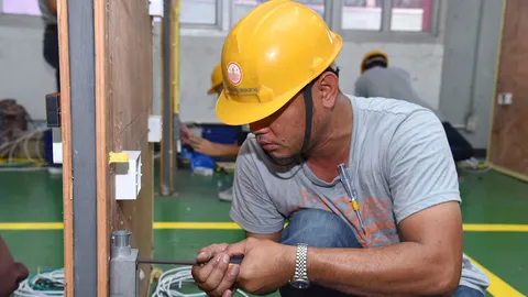 กฟน. จัดอบรมช่างไฟฟ้ามืออาชีพ สู่การรับรองมาตรฐานฝีมือแรงงาน ครั้งที่ 2/2562