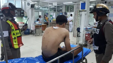 แก๊งโจ๋กระบี่ยกพวกควงมีด-ปืน รุมยำเด็ก ม.6 แทงเจ็บ 1 ปมแย่งผู้หญิง