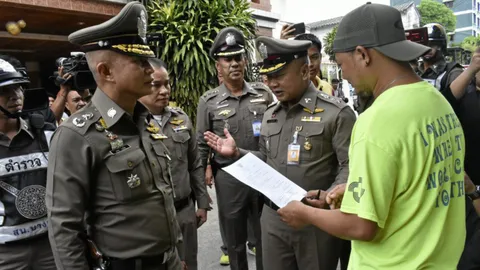 ค้นบ้านหัวหน้าวินอีก ยังไร้เงาเจ้าตัว "ผบก.น.5" เข้ม ถ้าเจอจับทันที (คลิป)