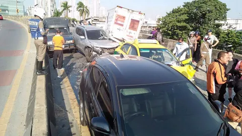 ขอแนะนำเส้นแถบคาดถนน ขับรถห่างคันหน้าระยะเท่าไหร่จึงปลอดภัย