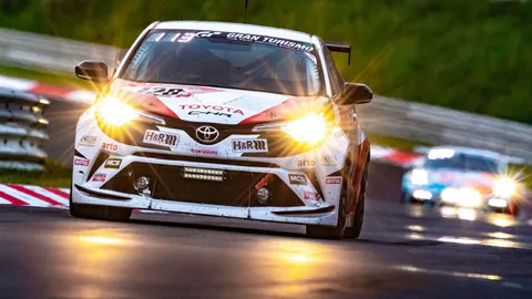 ลากยาว 3,300 กม. TOYOTA C-HR ทีมไทย ประกาศศักดา คว้าที่ 3 รุ่น SP3 ในสนาม NURBURGRING