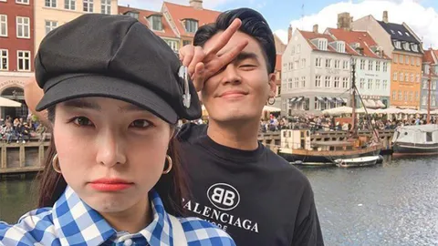 "ฮั่น" ควง "จียอน" หวานบินร่วมงานแต่ง