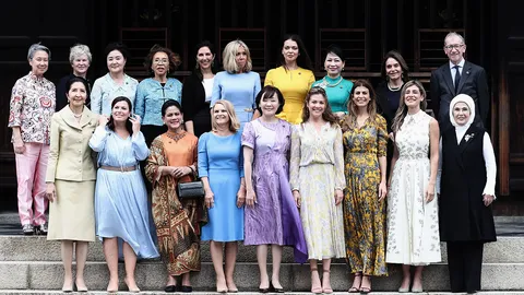 สีสัน G20 สตรีหมายเลข 1 ชมวัดที่เกียวโต