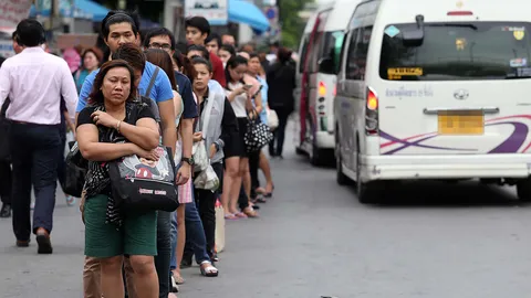 กรมการขนส่งทางบกเพิ่งรู้ “รถตู้” แอบขึ้นราคาเดือนที่แล้ว