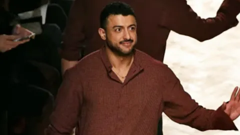 เผยเจ้าชายคาลิด โอรสเจ้านครรัฐซาจาห์ สิ้นพระชนม์ปริศนา อาจมาจากยาเสพติด