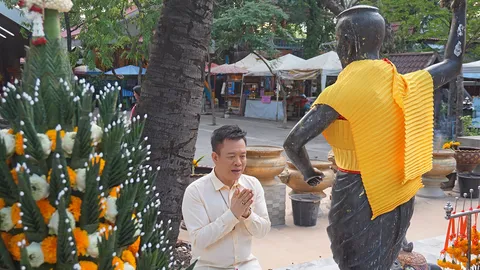 ไหว้สักการะ วีรสตรีที่โลกลืม “ย่าบุญเหลือ” ใน “หมอลักษณ์เบิกอรุณ”