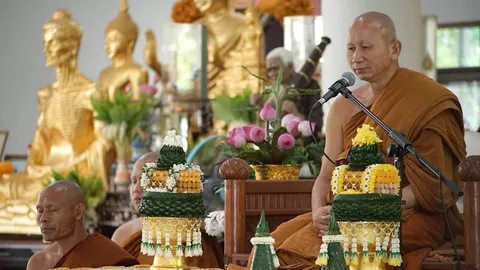 วัดป่าเจริญราช จัดงานบุญอาสาฬหบูชา ถวายผ้าป่าที่ดินเพื่อปฏิบัติธรรม