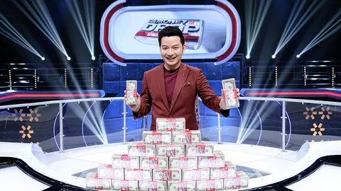 เกมแจกเงิน THE MONEY DROP "เอ-วราวุธ" เปิดให้ผู้ชมควงคู่ร่วมรับเงิน
