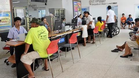 “ตูน” นำวิ่งก้าว..เพื่อ รพ.ขนอม ระดมทุนซื้ออุปกรณ์ช่วยผู้ป่วย