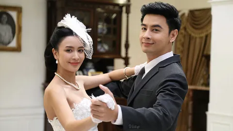 “ออย-เบนซ์-โบวี่” มือใหม่ลีลาศ เหยียบกันเท้าหงิก!