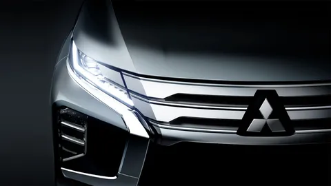 โผล่มาแค่ใบหน้า! MITSUBISHI เตรียมเปิดตัว PAJERO SPORT รุ่นปรับโฉมปลายเดือนนี้ 