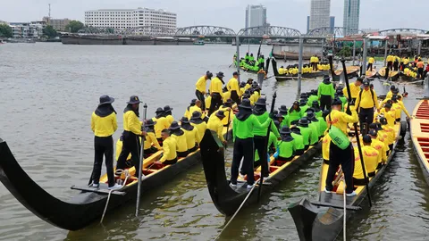 ซ้อมขบวนพยุหยาตราทางชลมารค