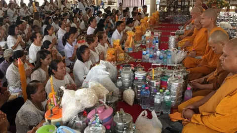 วันอาสาฬหบูชา-เข้าพรรษา เงินสะพัด 6 พันกว่าล้าน ต่ำสุดรอบ 4 ปี