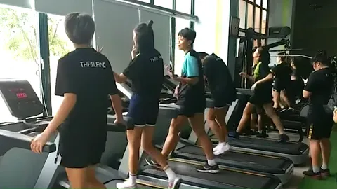 "ตบสาวไทย" ยู-23 ลงซ้อมก่อนดวล "คาซัคฯ" ศึกชิงแชมป์เอเชีย(คลิป)