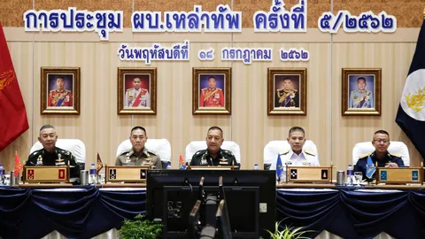 ผบ.เหล่าทัพ แถวตรงหนุนรัฐบาล "ลุงตู่" ปกป้องชาติ-ศาสนา-พระมหากษัตริย์