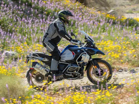 BMW เปิดตัวรถจักรยานยนต์วิบากรุ่นใหม่ R 1250 GS และ R 1250 GS Adventure