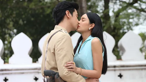 จูบหนักไม่แพ้ตบ "ออย-เบนซ์" ละมุนหวานฉ่ำใน "มนตรามหาเสน่ห์"