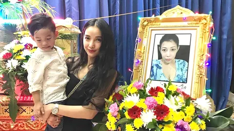 แพท ทำหน้าที่ลูกครั้งสุดท้ายกราบศพแม่ เผยถึงสาวปริศนาที่ยืนข้าง เบนซ์ (คลิป)