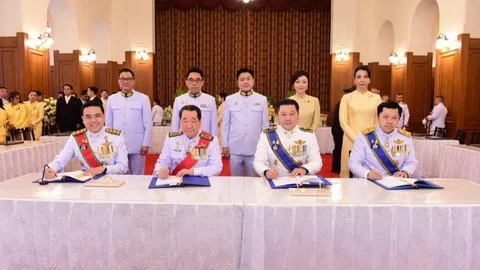 ผู้บริหารเครือซีพี แสดงความจงรักภักดี ถวายพระพรในหลวง 