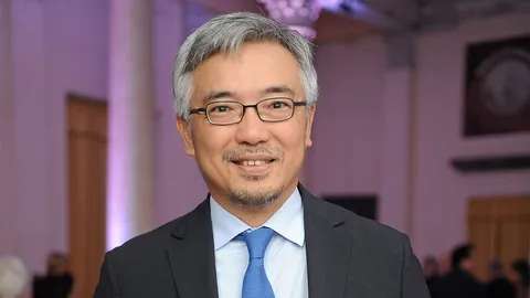 “เซ็นทรัล” รวบธุรกิจค้าปลีก เดินหน้าเข้าตลาดหลักทรัพย์