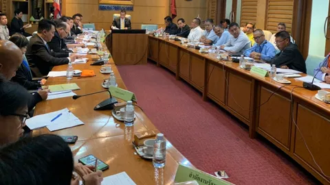 รมว.คมนาคม นัดเคลียร์ปัญหารถสาธารณะ เล็งเพิ่มความเร็ว-ยืดอายุรถตู้