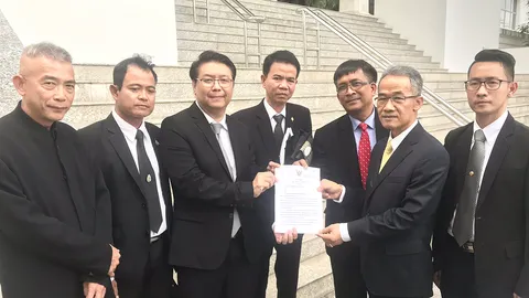 พระคึกฤทธิ์ ถอนฟ้อง อดีตศิษย์ กล่าวหาโกงเงินวัด ไก่มีสุข เฮ รอดด้วย