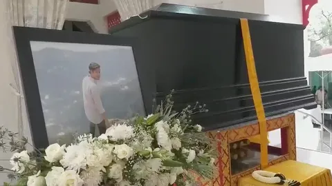 สุดอาลัย ครอบครัวจัดงานฌาปนกิจศพ "แตงโมโน้ต" ลูกชายระย้า รถไฟดนตรี