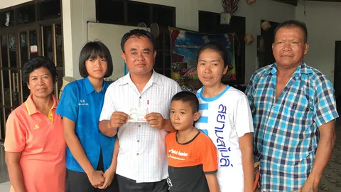 หนุ่มยโสธรดวงเฮงถูกหวย 12 ล้าน เล็งเก็บไว้ให้ลูก ต่อยอดธุรกิจครอบครัว