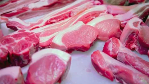 หนุ่มใหญ่เชียงใหม่กินลาบหมูดิบ สุดท้ายติดเชื้อหูดับ อีก 3 รายรอดูอาการ