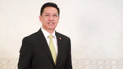 "พุทธิพงษ์" สั่งไปรษณีย์ไทยศึกษา ติดเครื่องตรวจยาเสพติด-วัตถุอันตราย 