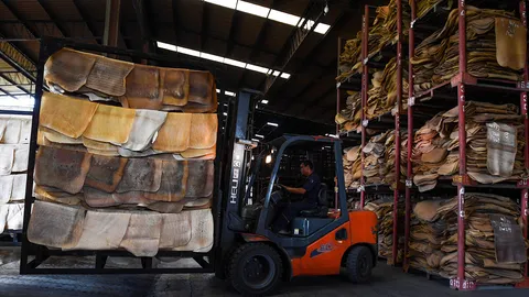 ประกันราคายางช่วยชาวสวน เทงบ 3 หมื่นล้าน