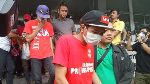 พาไปฝากขัง