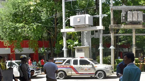 นักศึกษาโดดตึก