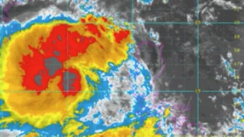 สุดสะพรึง พายุโพดุล มาแล้ว ทวีกำลังเป็นไต้ฝุ่น ลูกที่12ของปี ถล่มไหหลำ