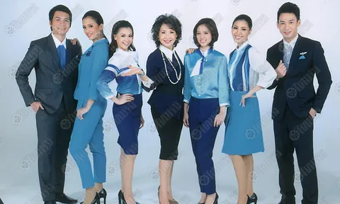 ยูนิ​ฟอร์ม​ใหม่ บางกอก​แอร์​เวย์ส