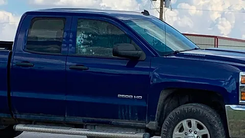 เทกซัสระทึก มือปืนนั่งรถกราดยิงไม่เลือกตาย 5 เจ็บ 21 ก่อนโดนวิสามัญฯ