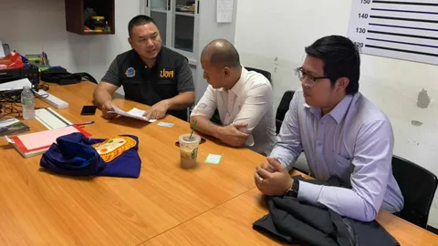 พระบอย AF3 กลับมาห่มผ้าเหลือง หลบนั่งวิปัสสนา ใน"ถ้ำเขาวง"