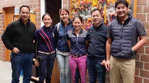 อุปนายกสมาคมกีฬาขี่ม้าฯ ให้กำลังใจนักกีฬาของไทยฝึกซ้อมที่เยอรมนี