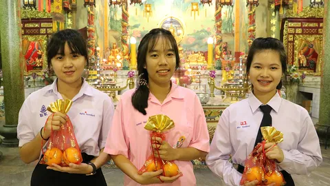 น้องมิว สาว ม.5 ร.ร.นารีวุฒิ ได้เป็นองค์สมมติเจ้าแม่กวนอิม งานกินเจปี 62