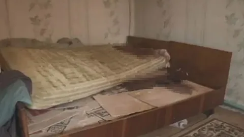 ช็อก หญิงยูเครน ฆ่าตัดหัวผัวสุดสยอง หั่นจู๋ให้หมากิน แค้นโดนทำร้ายมานาน