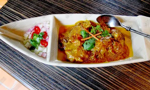 แกงไก่กอและ