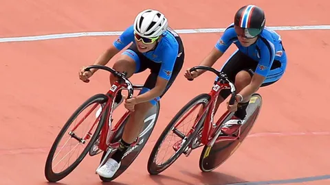 สุดเจ๋ง "จุฑาธิป" กวาด 4 แชมป์สองล้อลู่กอดคอ “ไก่” ทำลายสถิติทีมสปรินต์