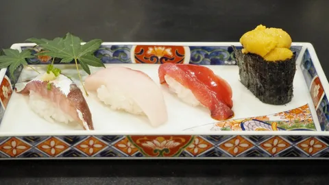 เปิดเคล็ดลับ ซูชิ ข้าวปั้น ซีอีโอ by สุรเดช ทวีแสงสกุลไทย