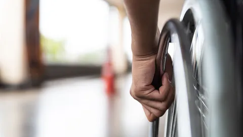 ยื่นหนังสือ กระทรวงสาธารณสุขร้องแก้ปัญหาผู้พิการ