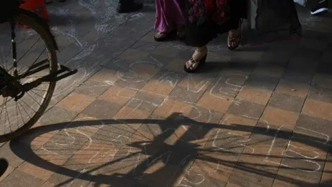 รวบชายอินเดียฆ่าเด็ก‘อึ’กลางแจ้ง